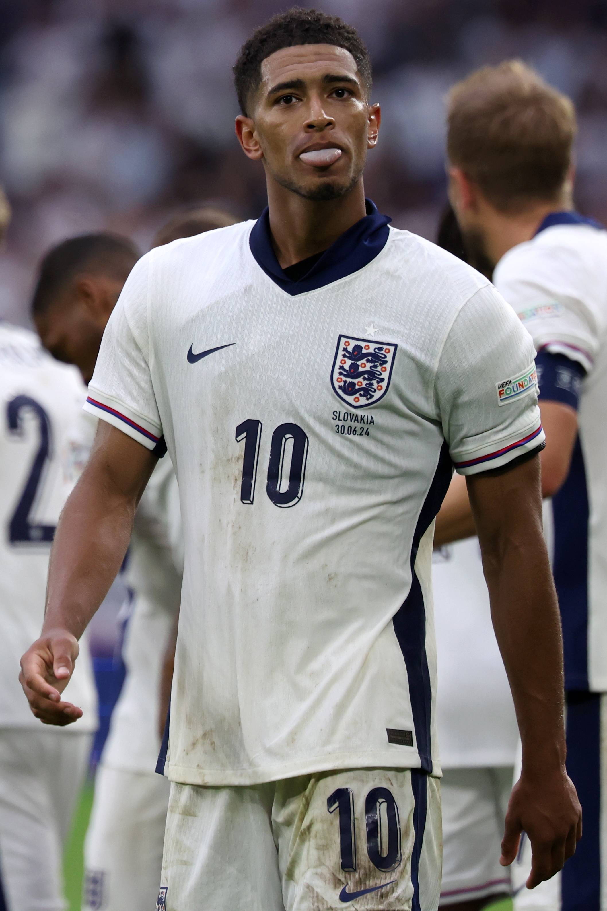 英格兰队在欧预赛中赢得一场重要胜利，实力得到认可的简单介绍