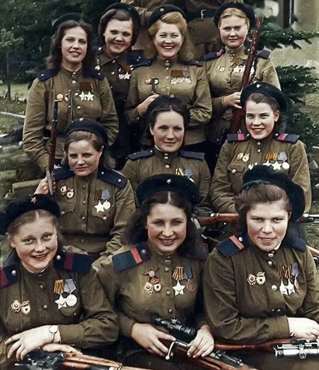 荷兰队再战南斯拉夫，力争晋级的简单介绍