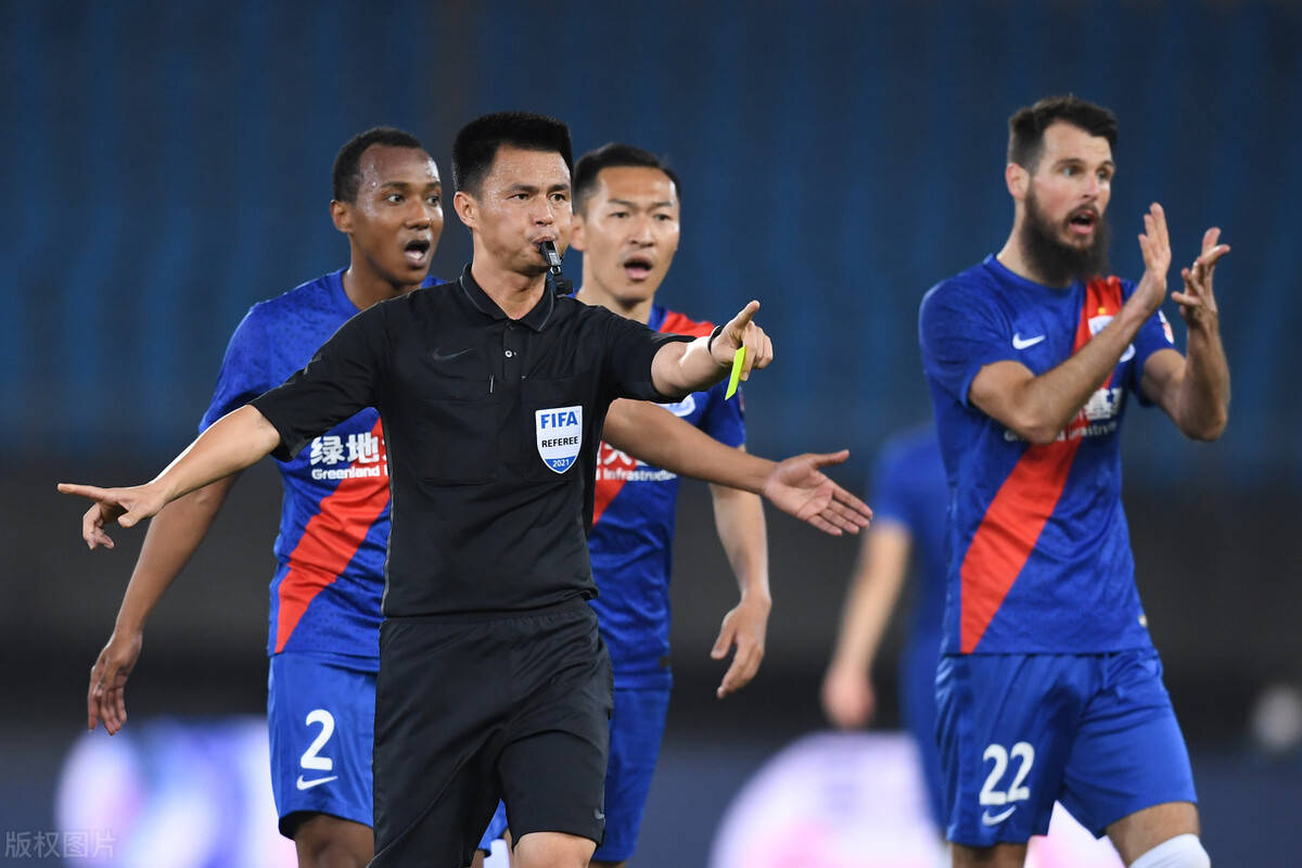 包含互不相让厮杀不停的比赛节奏的词条