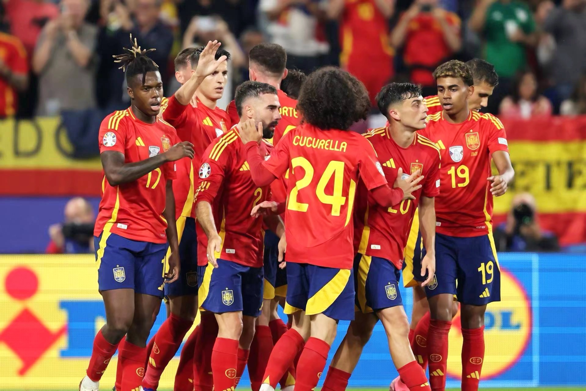 欧洲篮球联赛：皇马惨遭逆转西班牙狂胜的简单介绍