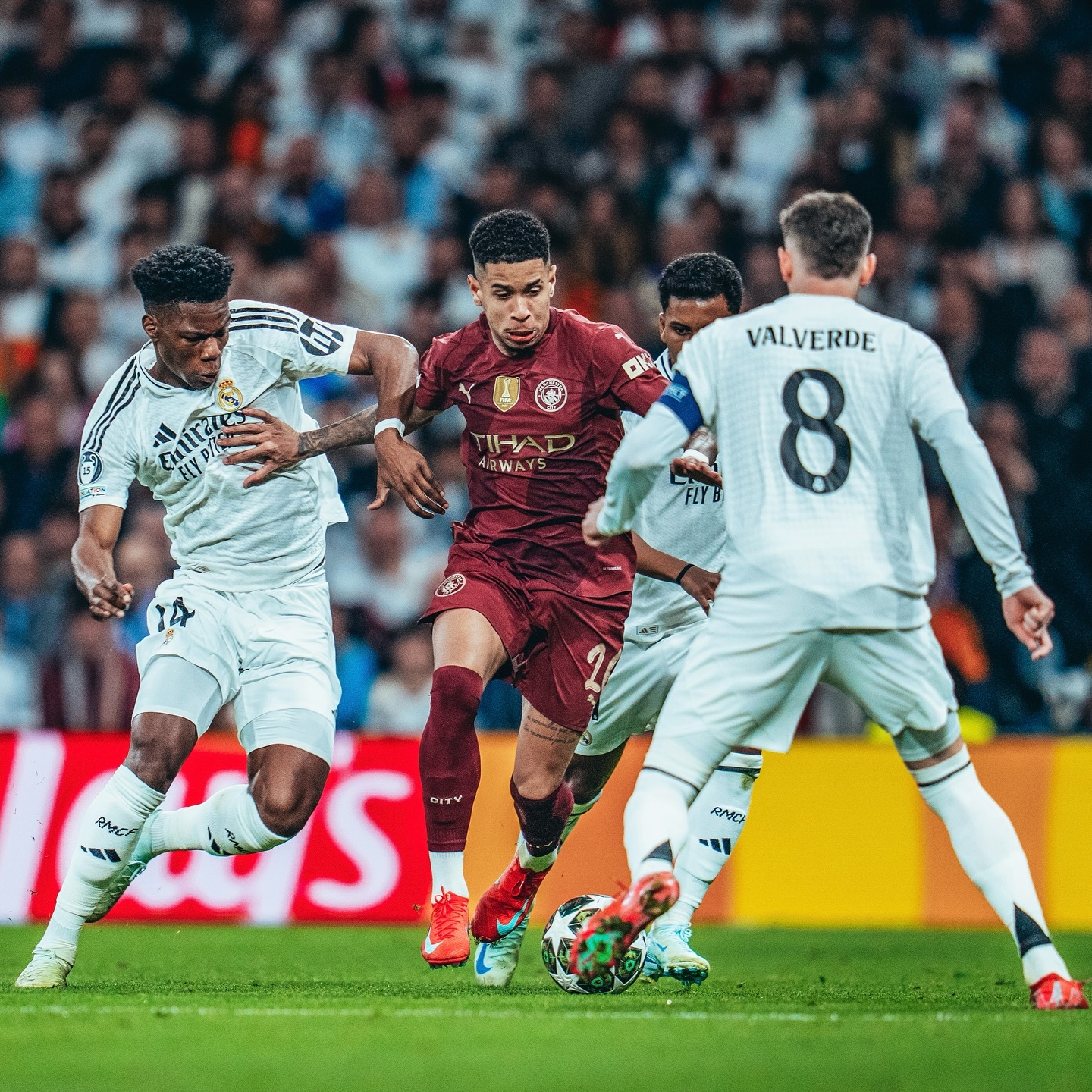 开云体育APP下载-曼城客场大胜，稳步晋级半决赛