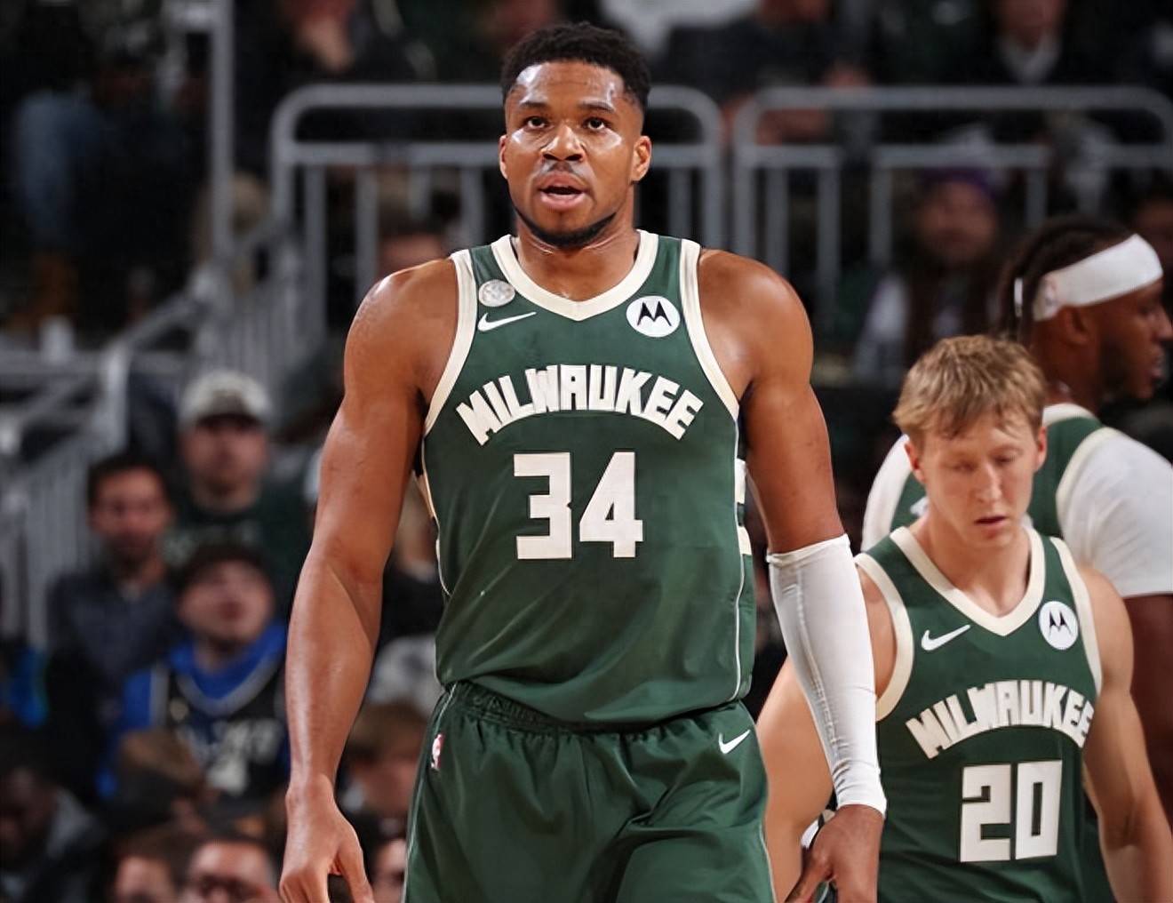 关于雄鹿遭逆转,东部决赛晋级失利的信息 关于雄鹿遭逆转,东部决赛晋级失利的信息