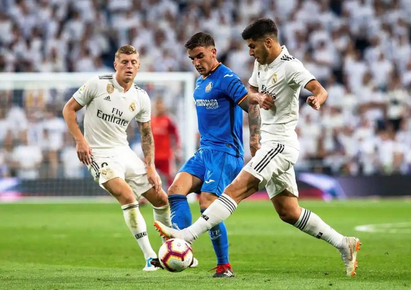 中国险胜土耳其，姆巴佩统治全场