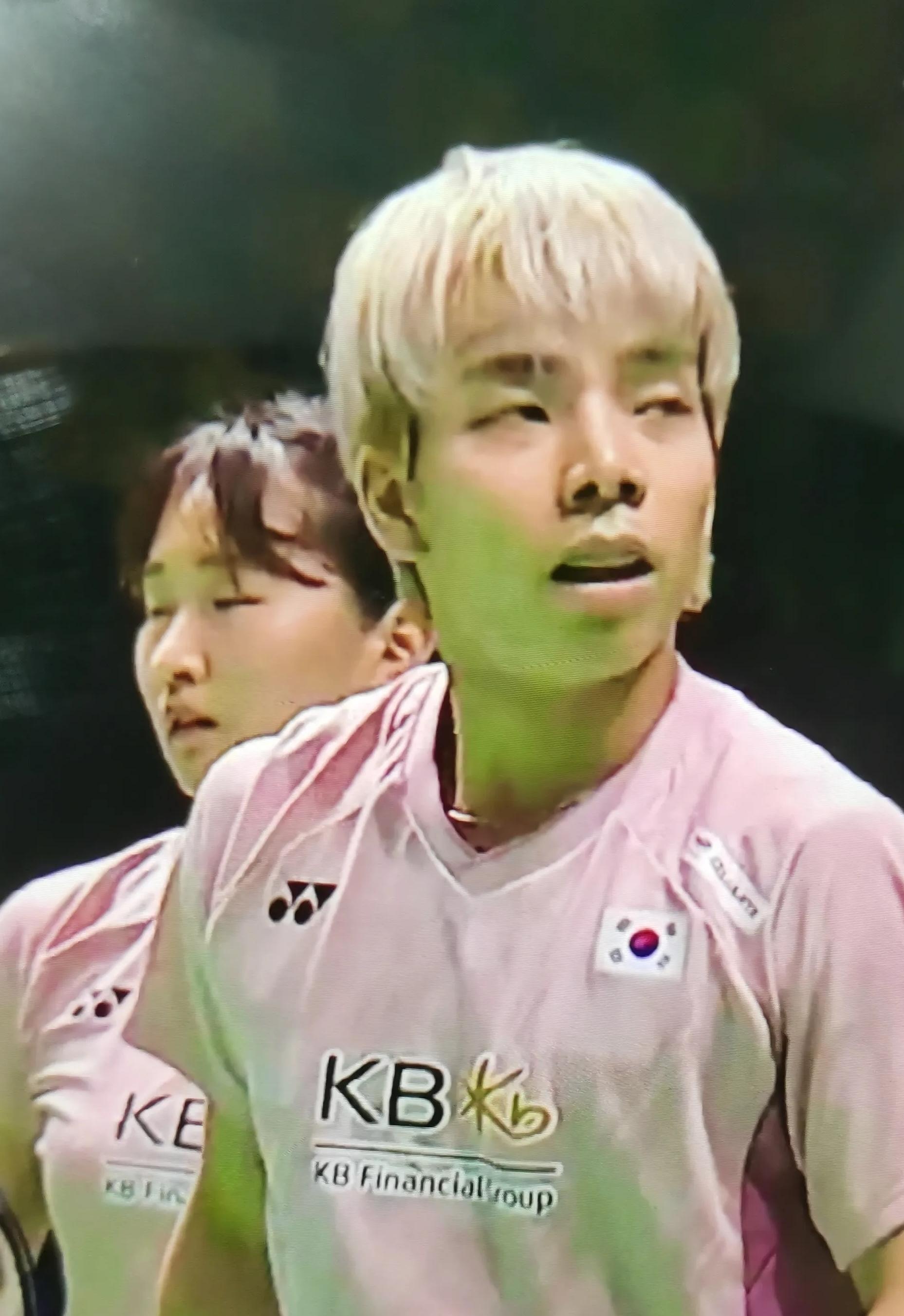 关于泰国队险胜丹麦队，石宇奇统治全场的信息