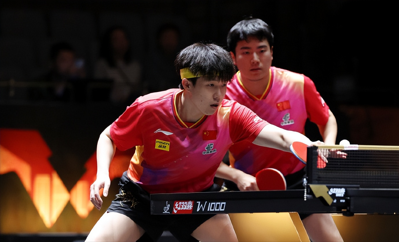 英格兰队鏖战中国队，梁靖崑高光表现的简单介绍