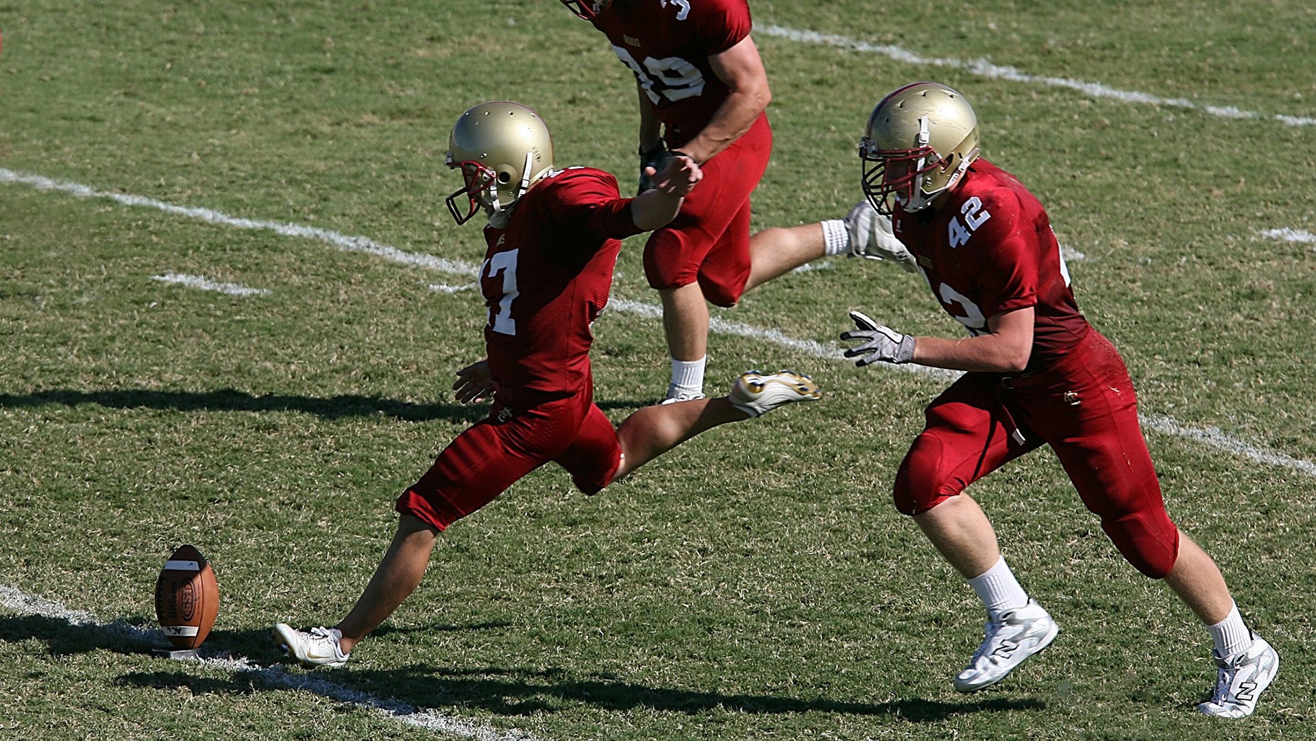 南美风暴中的北欧利刃，当阿根廷遭遇厄瓜多尔，哈兰德在关键回合从不手软